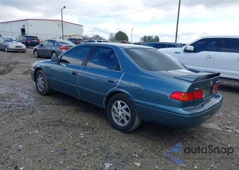 2000 Toyota Camry Le из США, поврежденный, VIN 4T1BG22K1YU988968